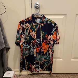 Zara Hawaiian Mens Button Up Shirt M